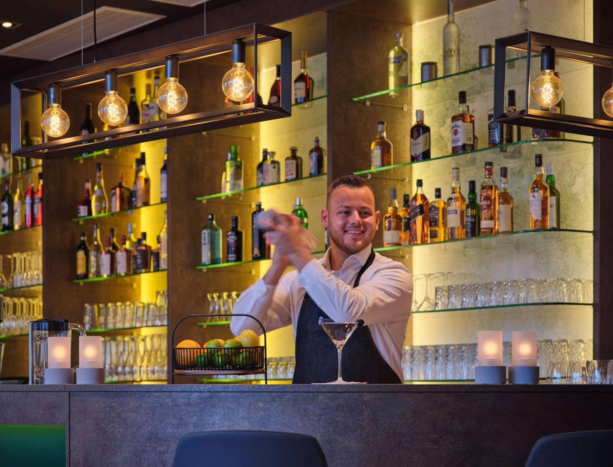 Dorint Parkhotel Frankfurt / Бад Вилбел Екстериор снимка
