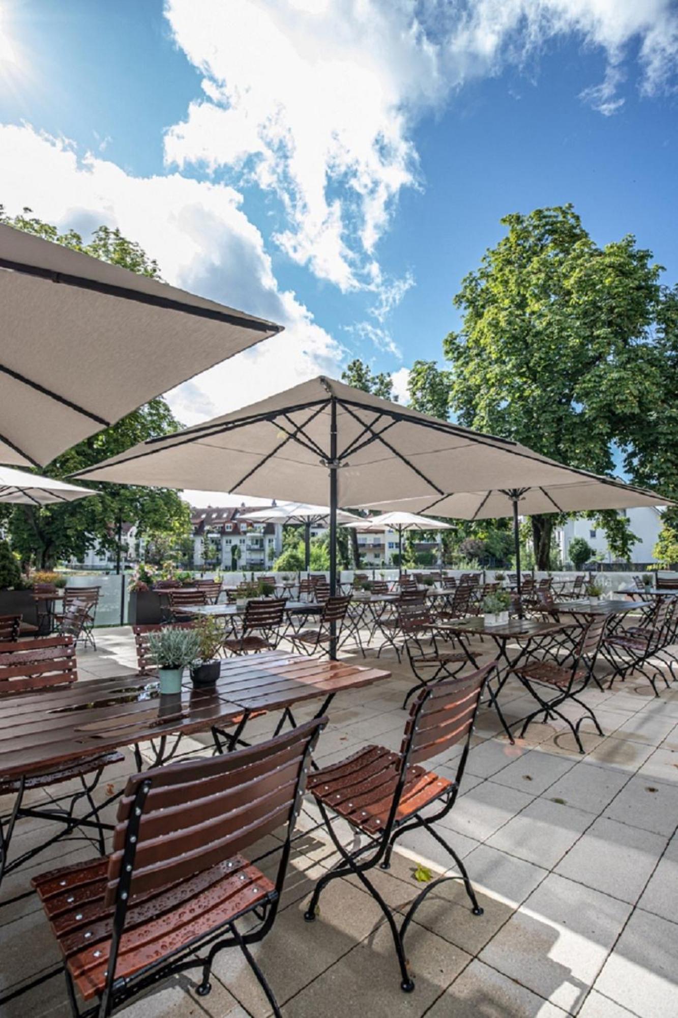 Dorint Parkhotel Frankfurt / Бад Вилбел Екстериор снимка