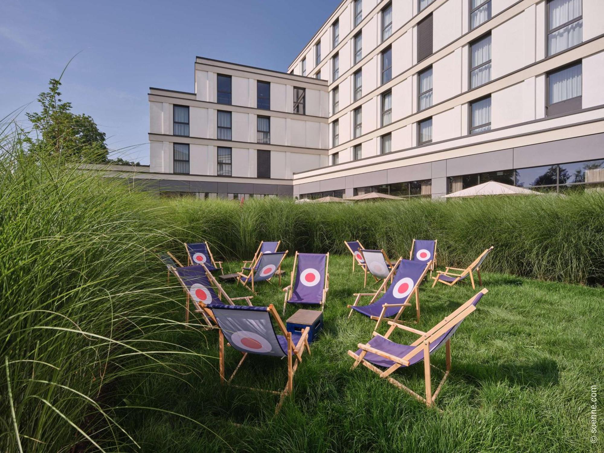 Dorint Parkhotel Frankfurt / Бад Вилбел Екстериор снимка
