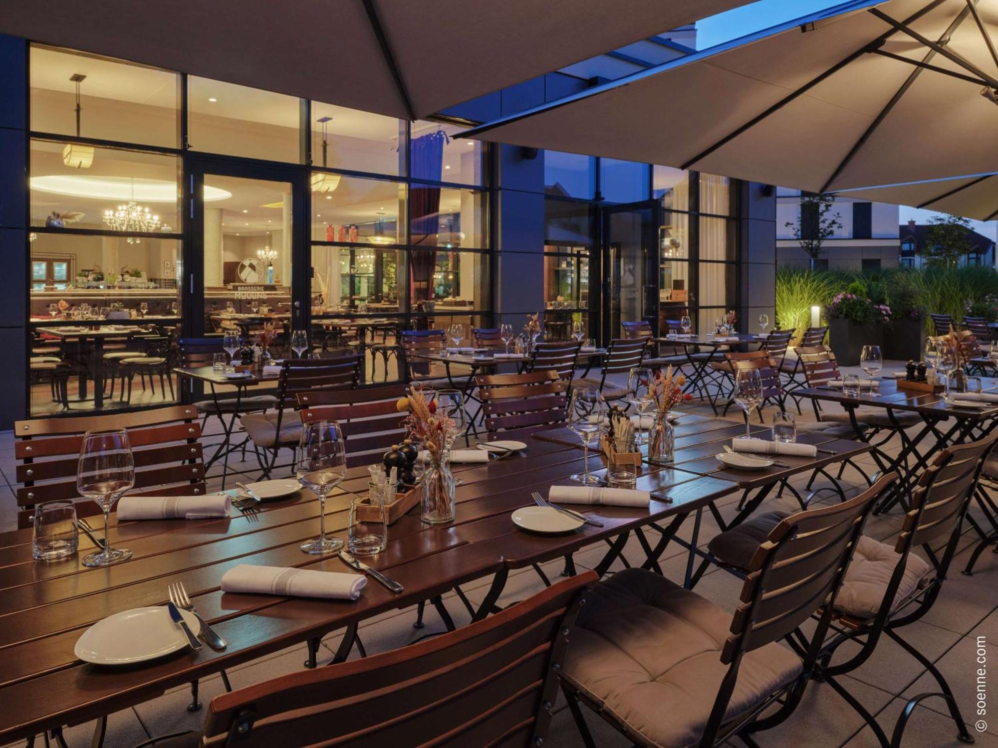 Dorint Parkhotel Frankfurt / Бад Вилбел Екстериор снимка